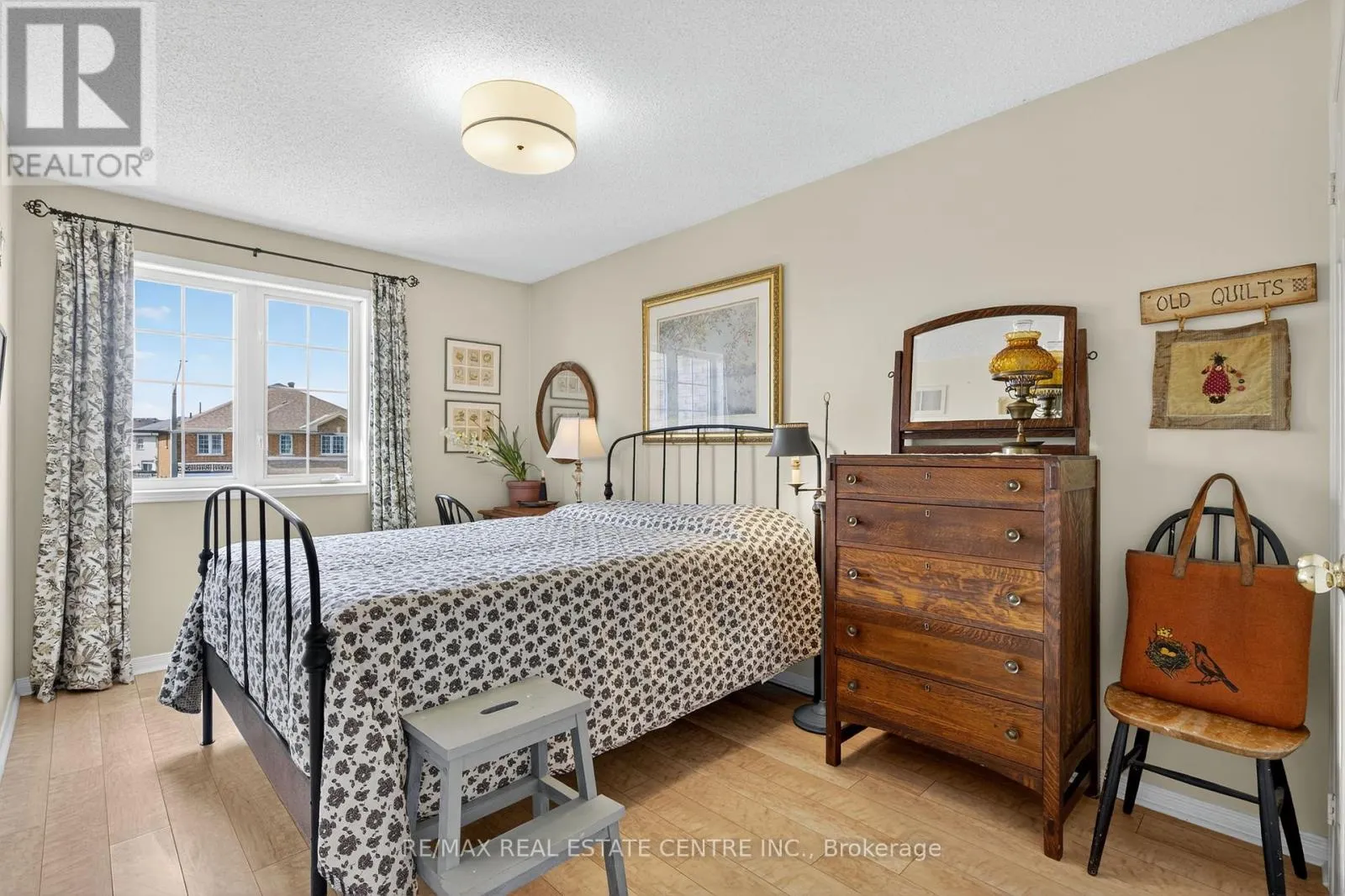 64 BIG MOE CRESCENT