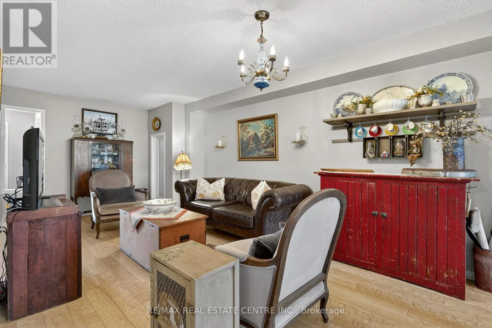 64 BIG MOE CRESCENT