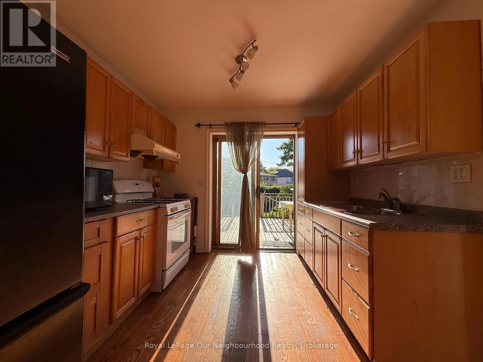 64 BICKNELL AVENUE