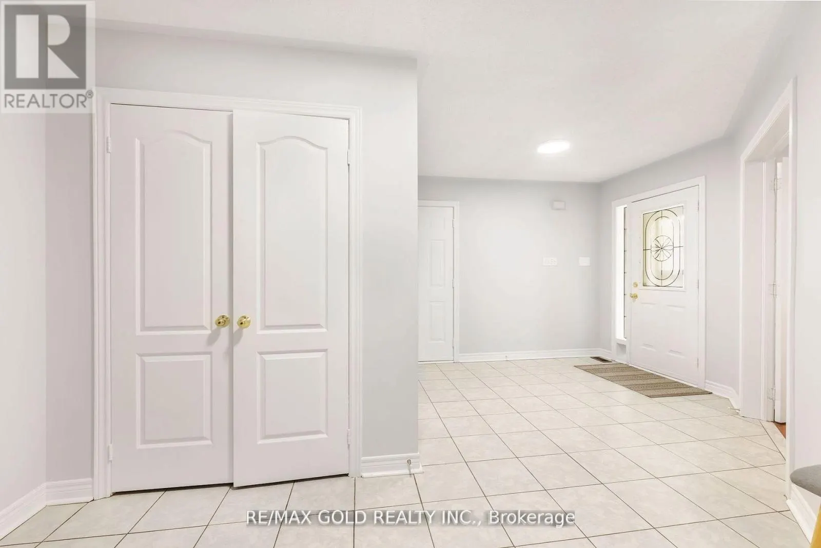17 DOVESONG DRIVE