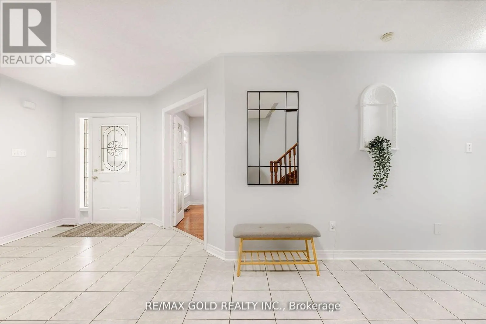 17 DOVESONG DRIVE