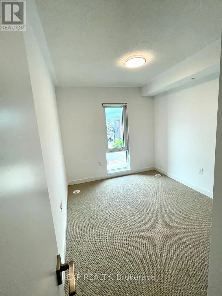16 - 165 VETERANS DRIVE