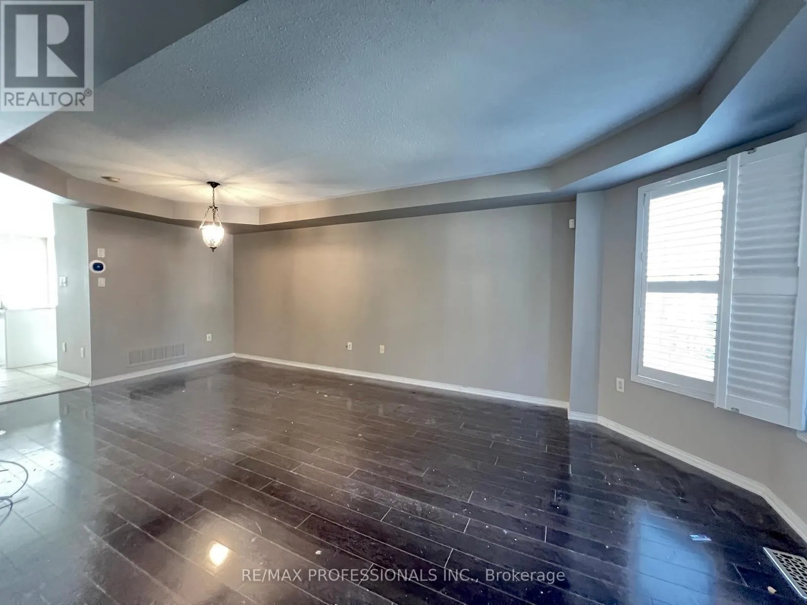 262 GATWICK DRIVE