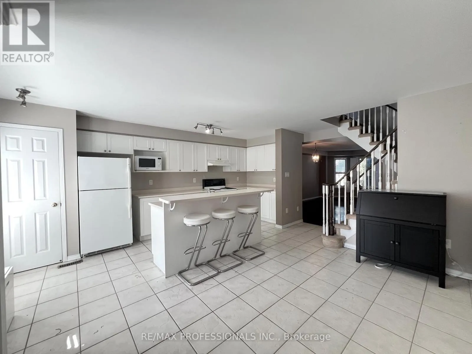 262 GATWICK DRIVE