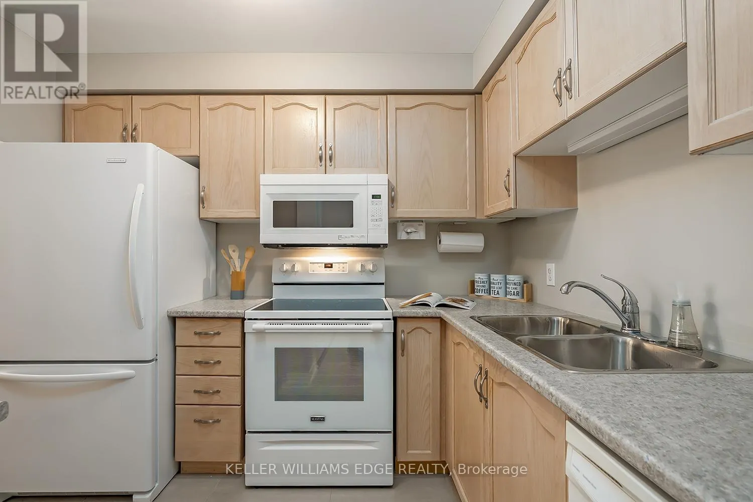 28 - 2880 HEADON FOREST DRIVE