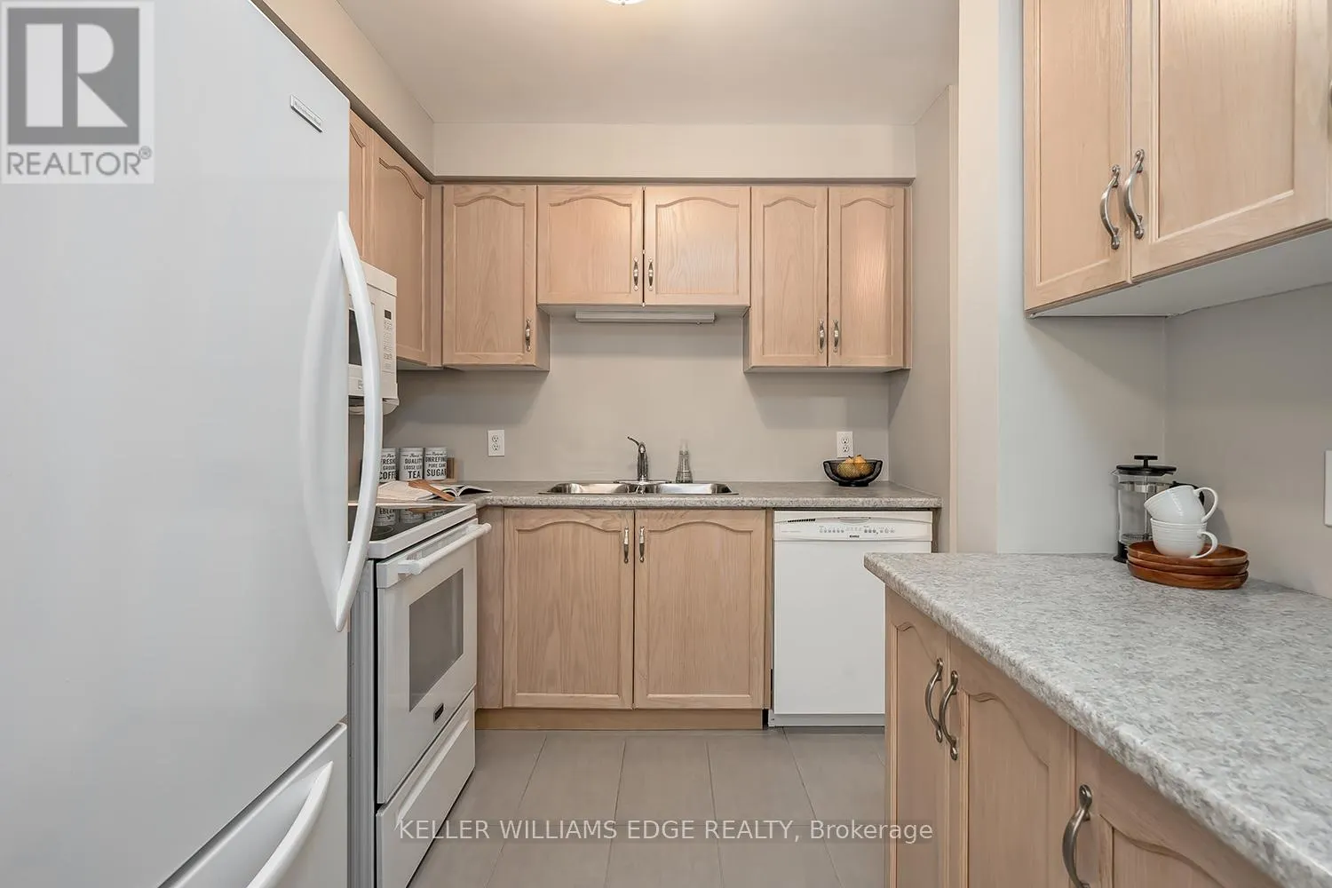 28 - 2880 HEADON FOREST DRIVE