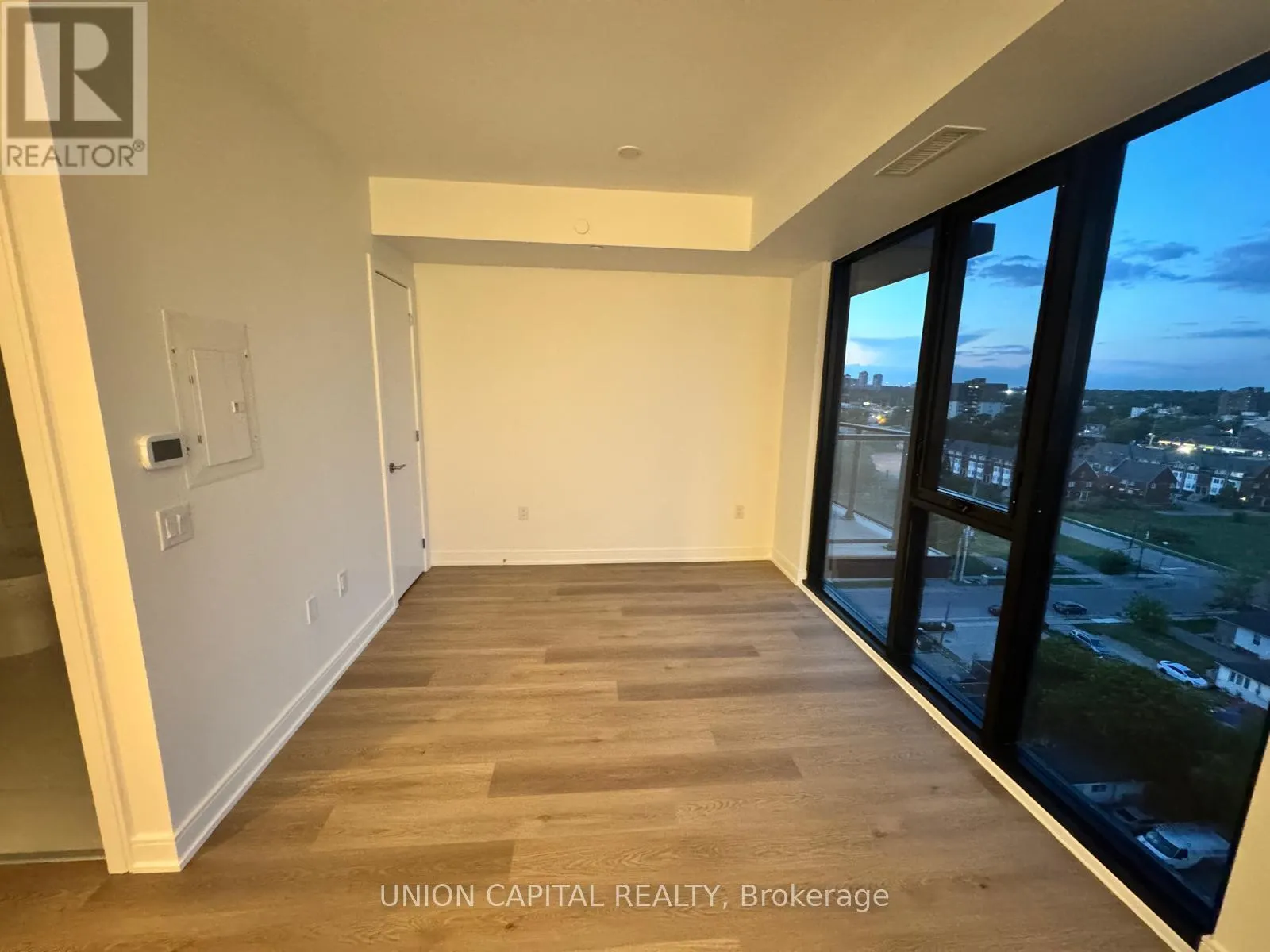 1101 - 3009 NOVAR ROAD
