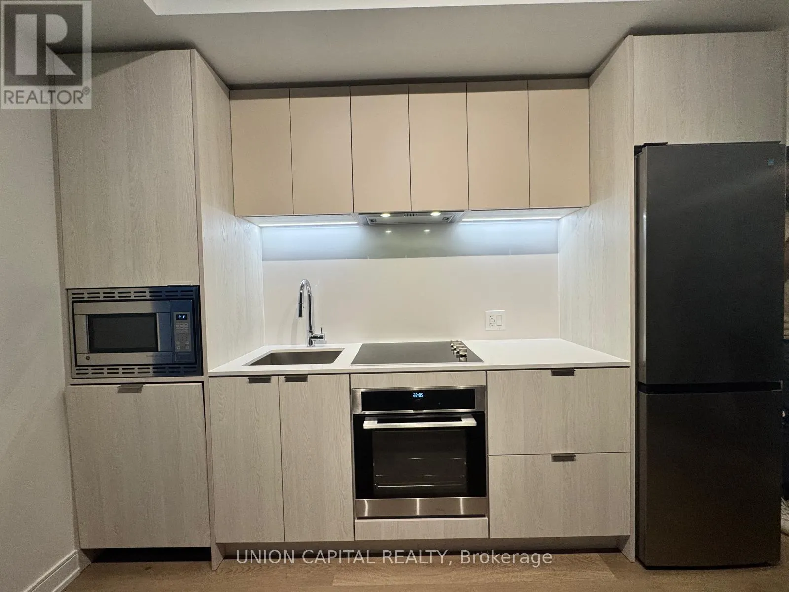 1101 - 3009 NOVAR ROAD