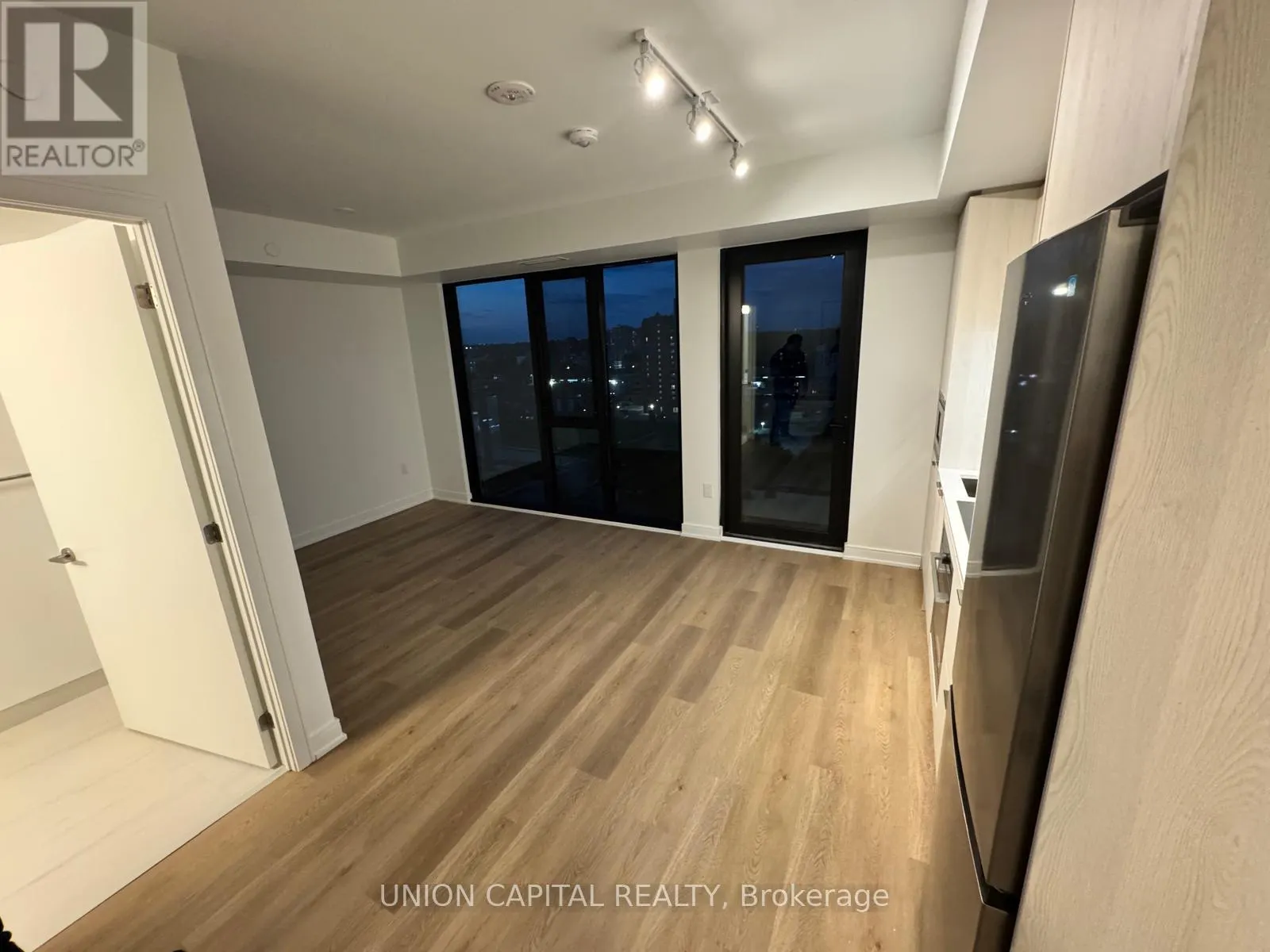1101 - 3009 NOVAR ROAD