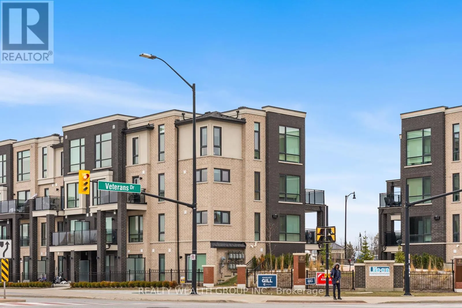 11 - 185 VETERANS DRIVE