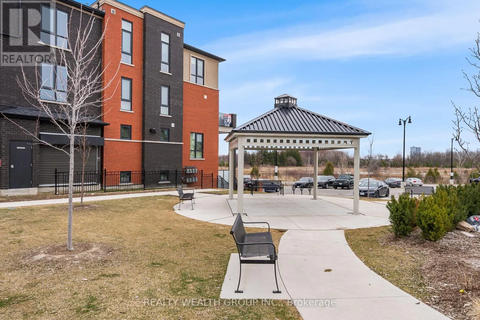 11 - 185 VETERANS DRIVE