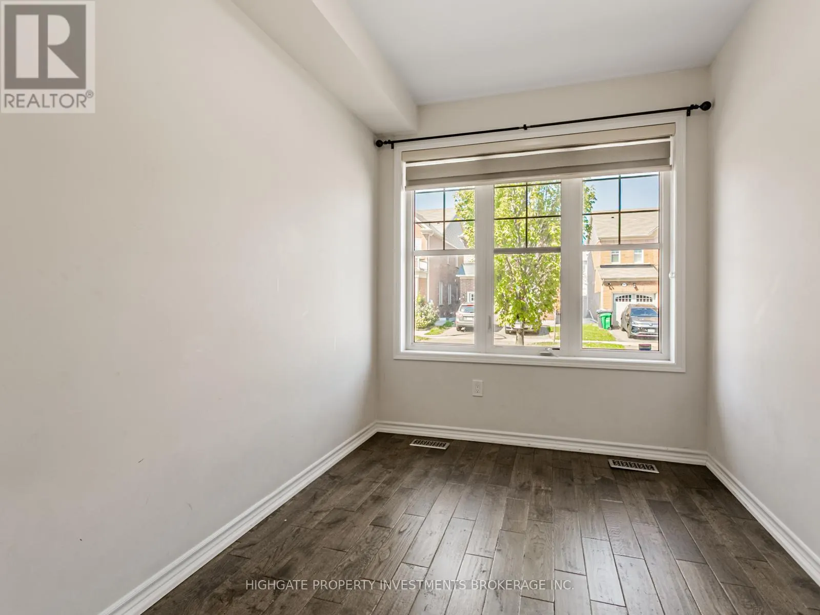 63 ENFORD CRESCENT