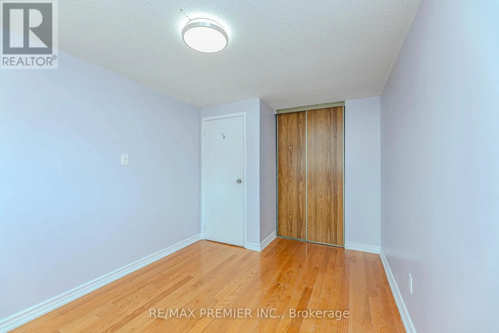 14 SHADY GLEN ROAD