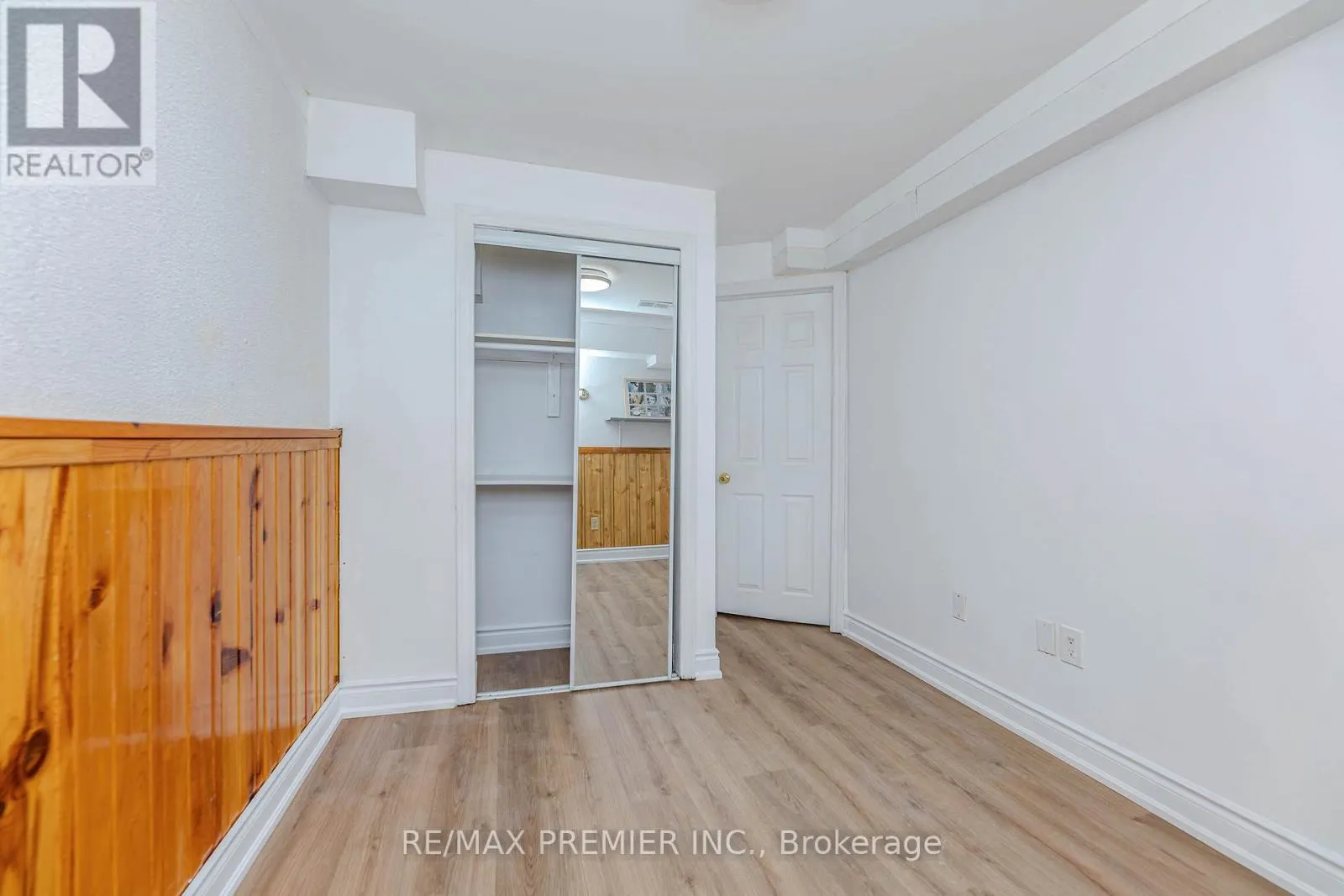 14 SHADY GLEN ROAD