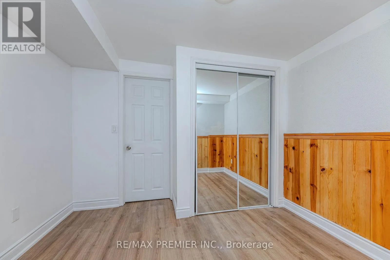14 SHADY GLEN ROAD