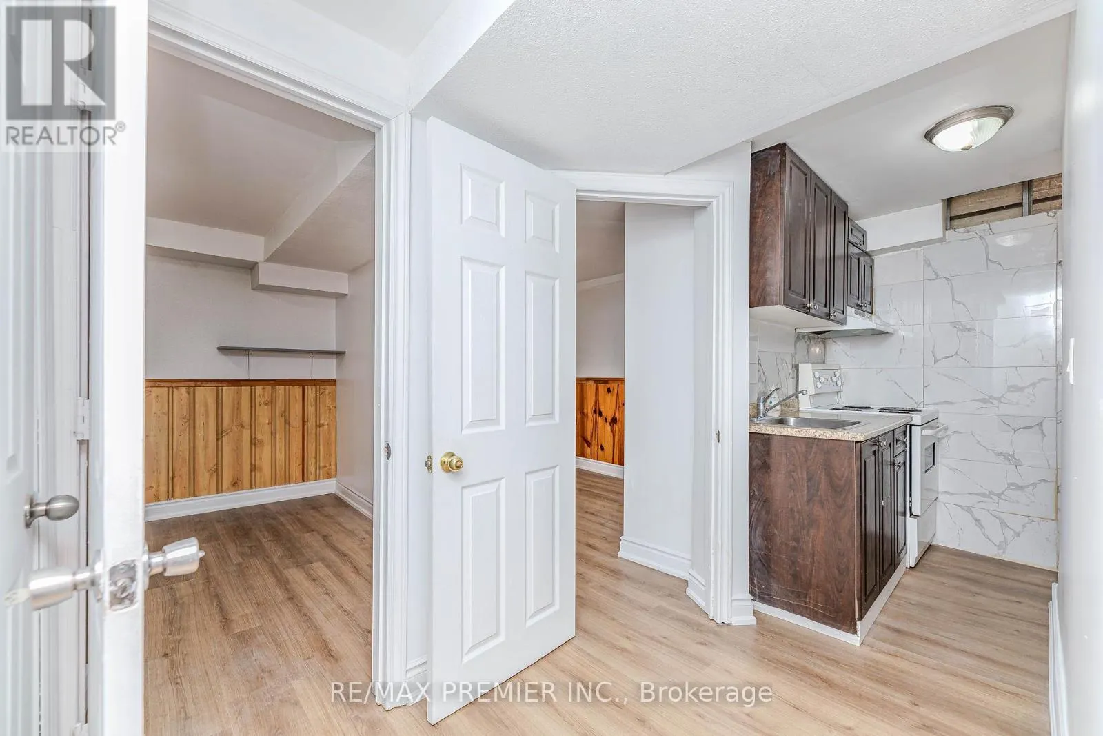 14 SHADY GLEN ROAD