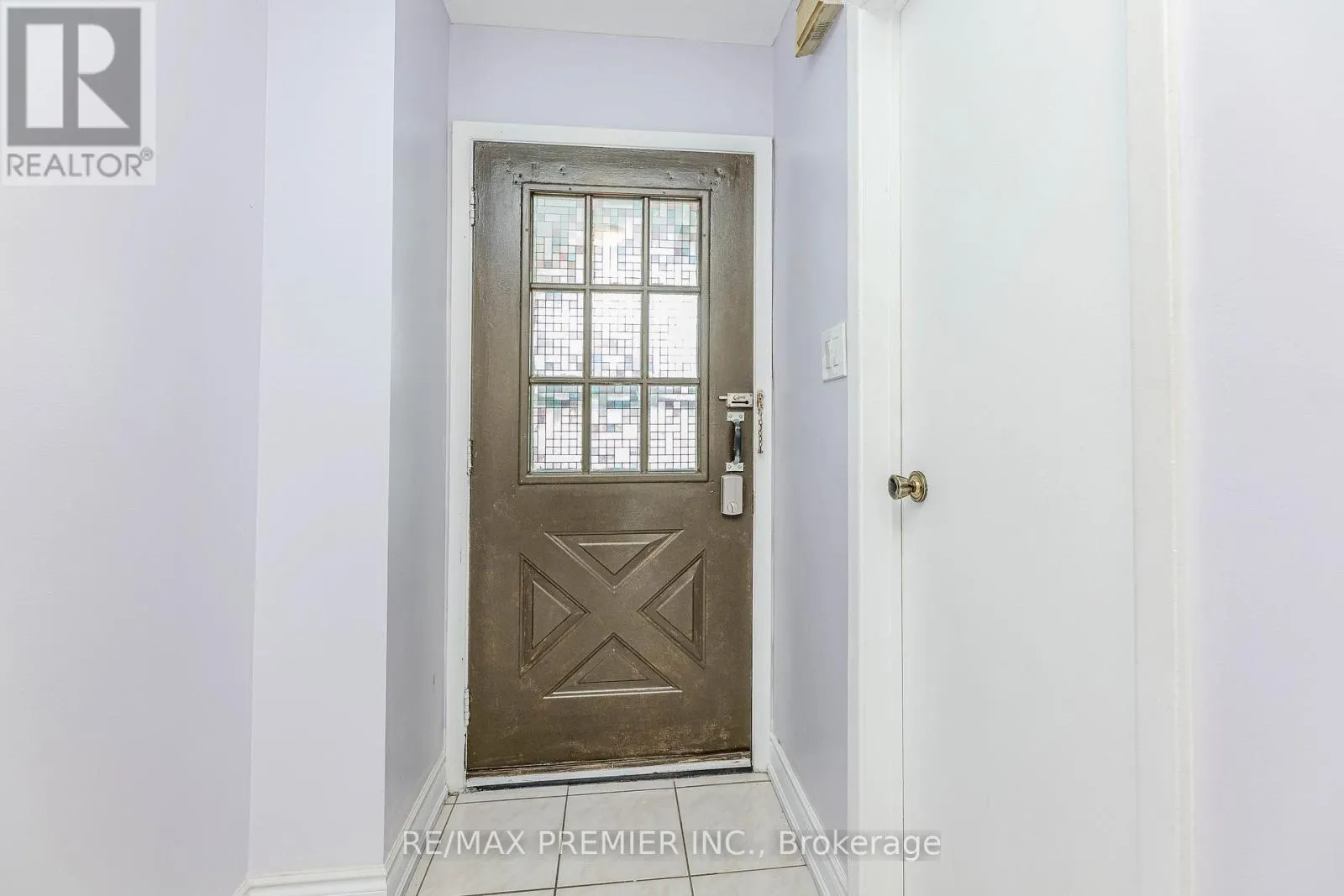 14 SHADY GLEN ROAD