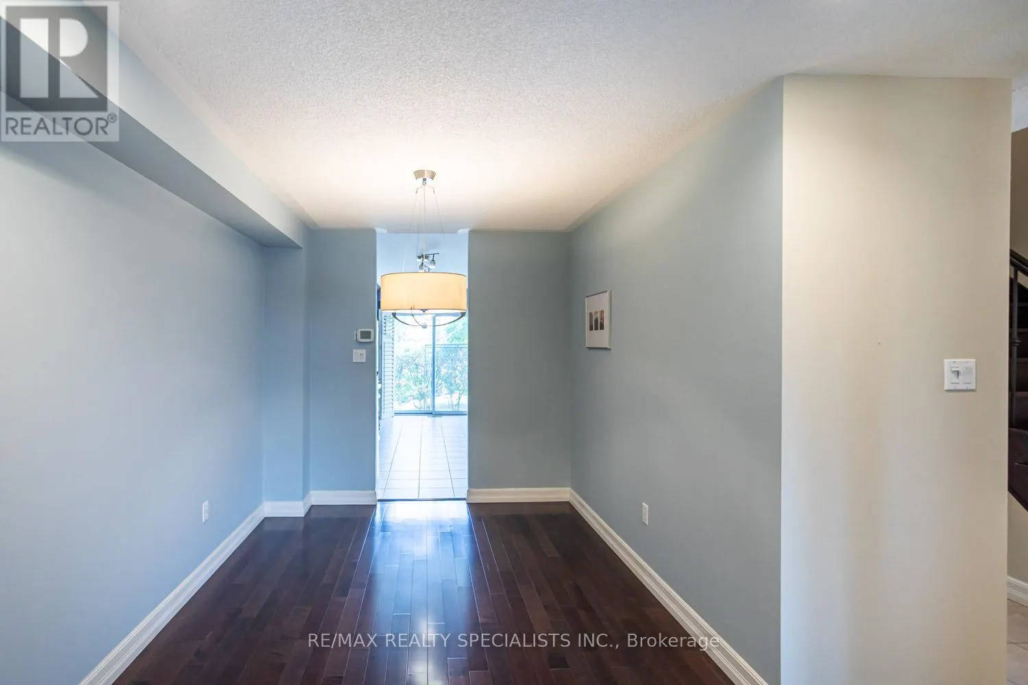 102 - 5230 GLEN ERIN DRIVE