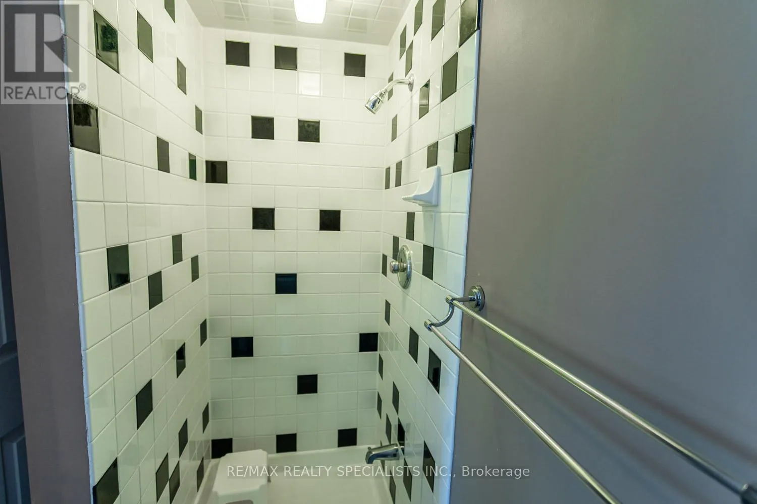 102 - 5230 GLEN ERIN DRIVE