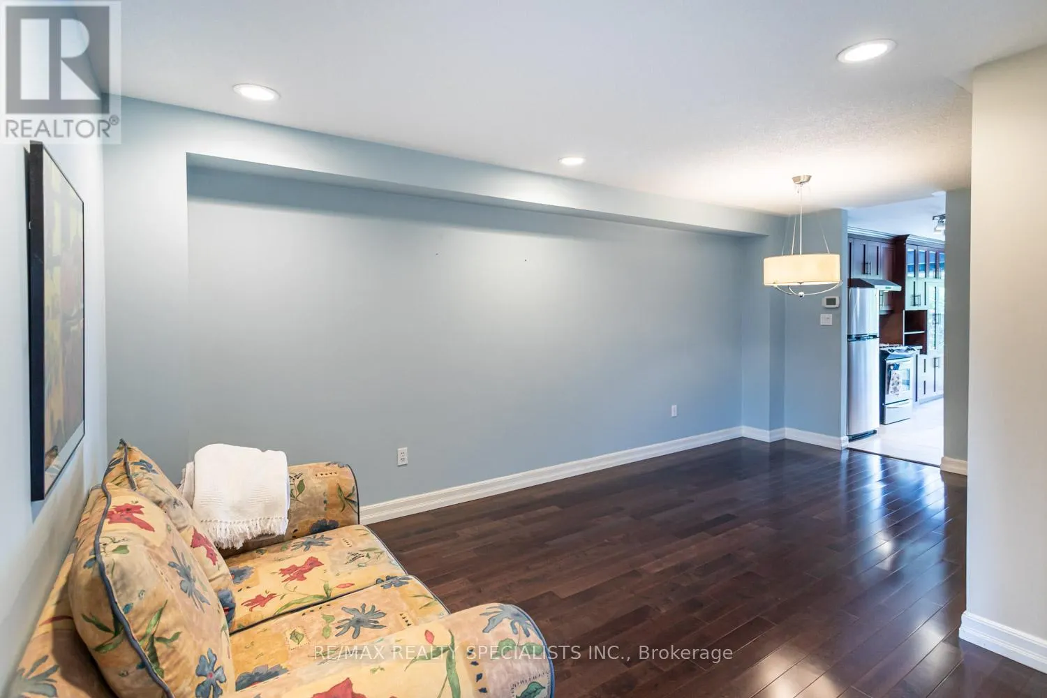 102 - 5230 GLEN ERIN DRIVE