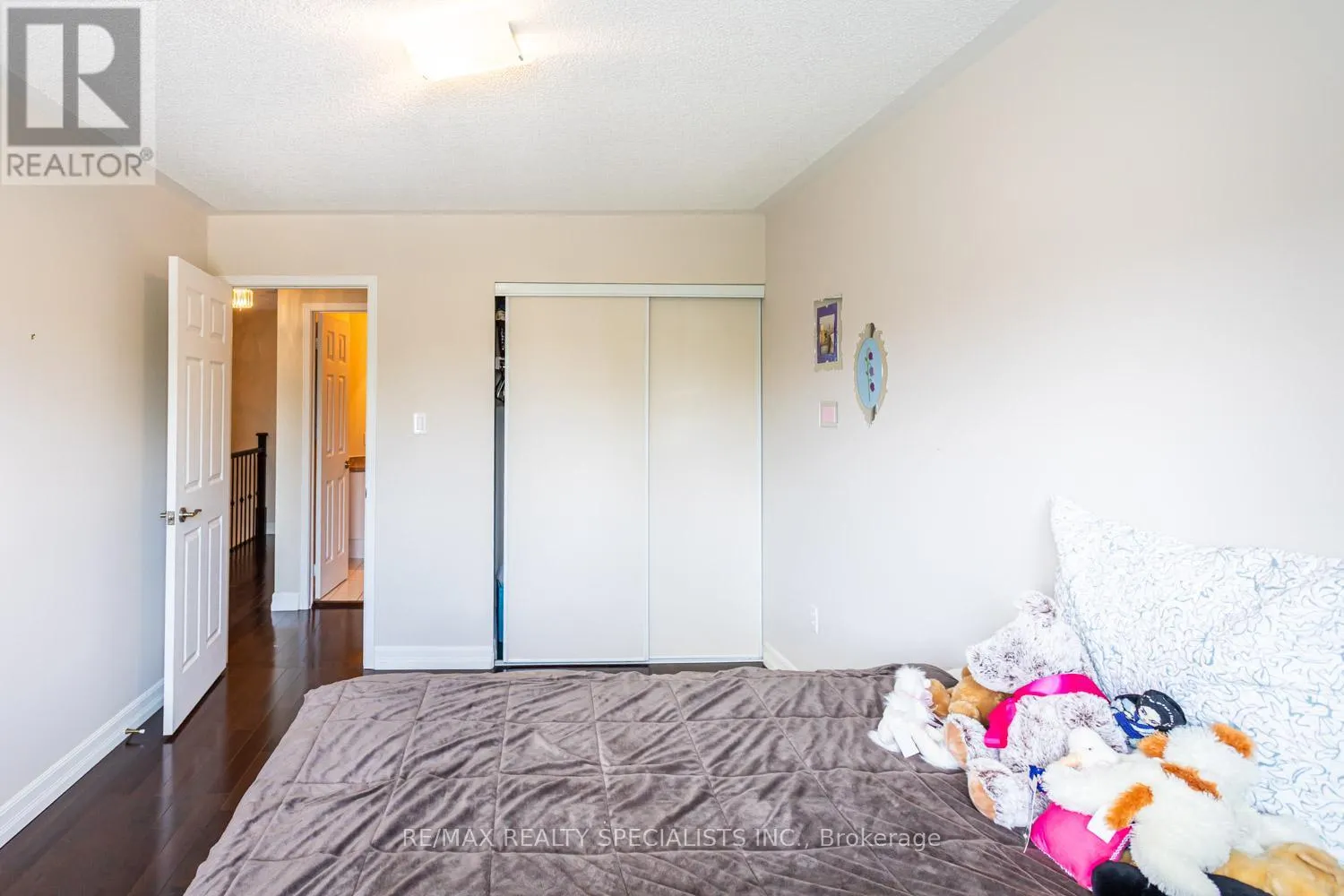 102 - 5230 GLEN ERIN DRIVE