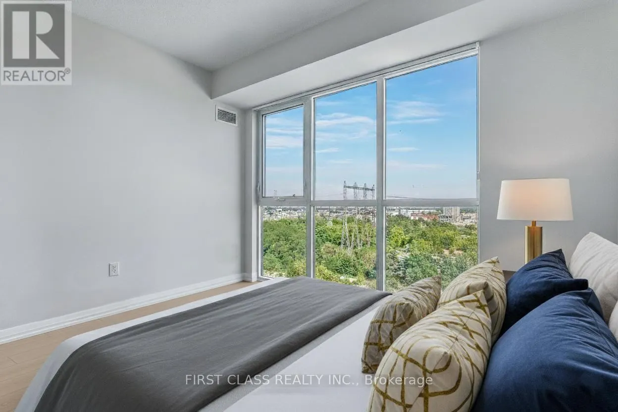 802 - 50 THOMAS RILEY ROAD