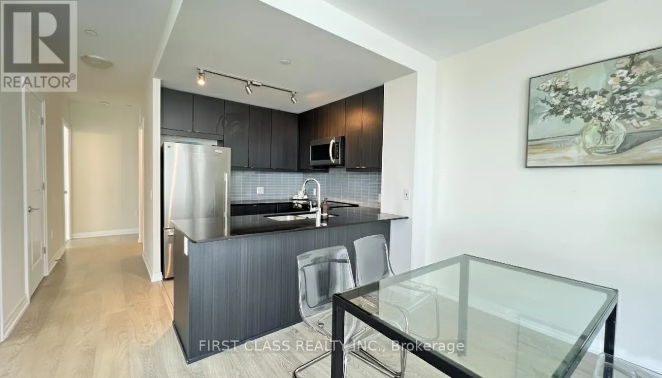 802 - 50 THOMAS RILEY ROAD