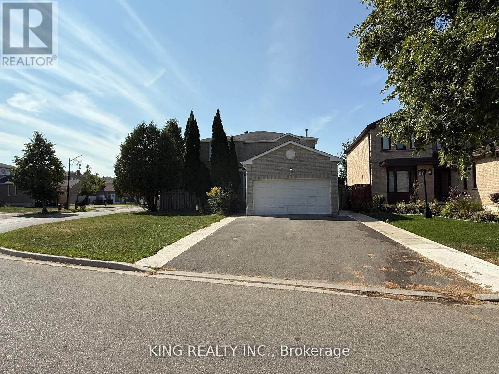 7 CLYDESDALE CIRCLE