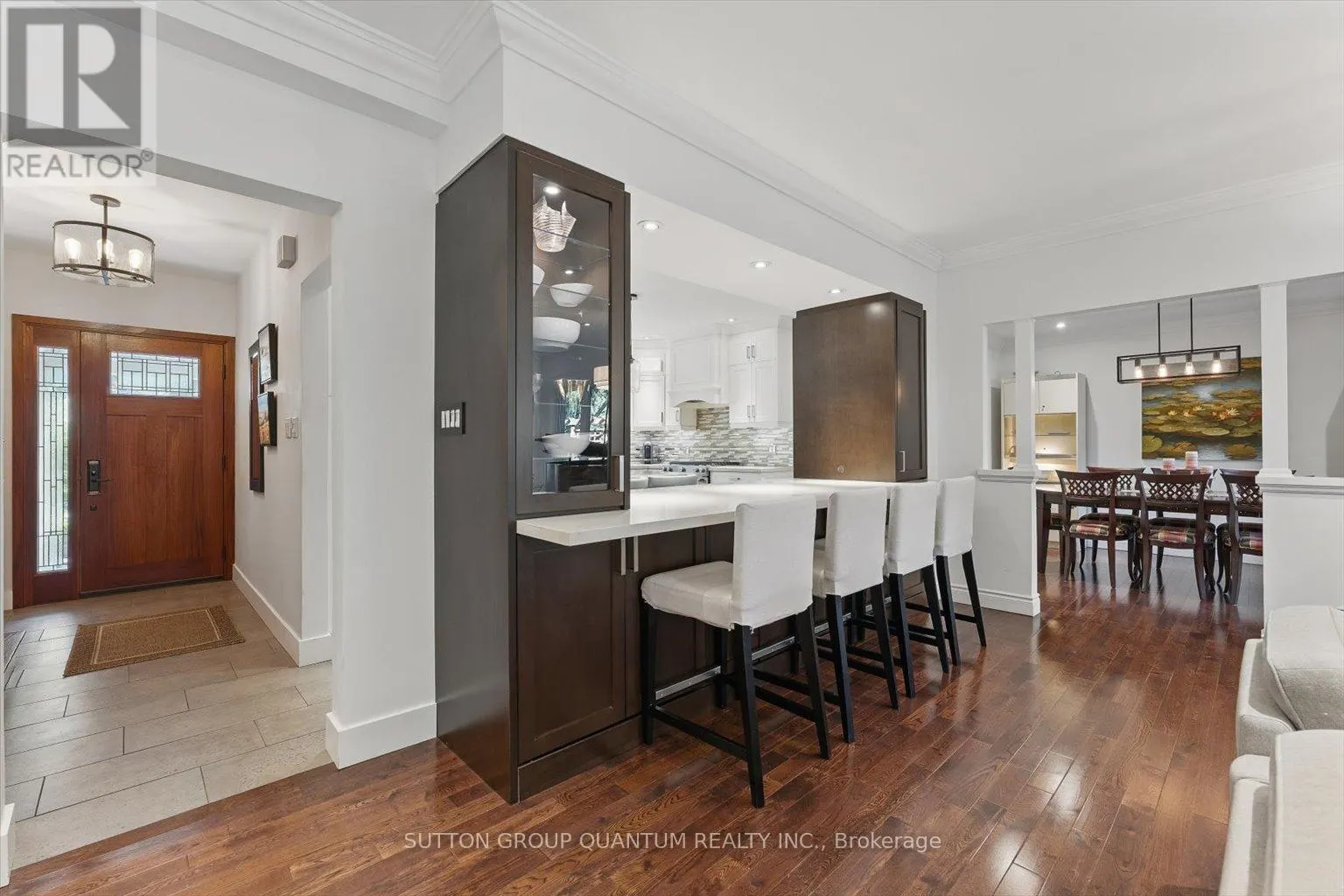 347 PINETREE WAY