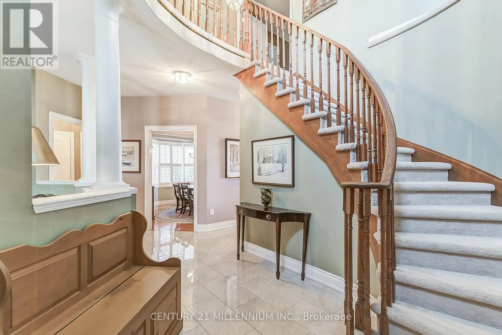 6 COLLINGWOOD AVENUE