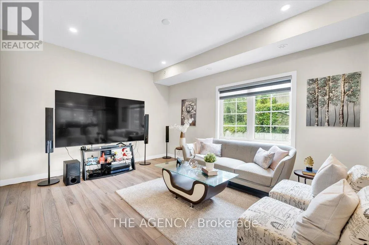 7 FORBES AVENUE