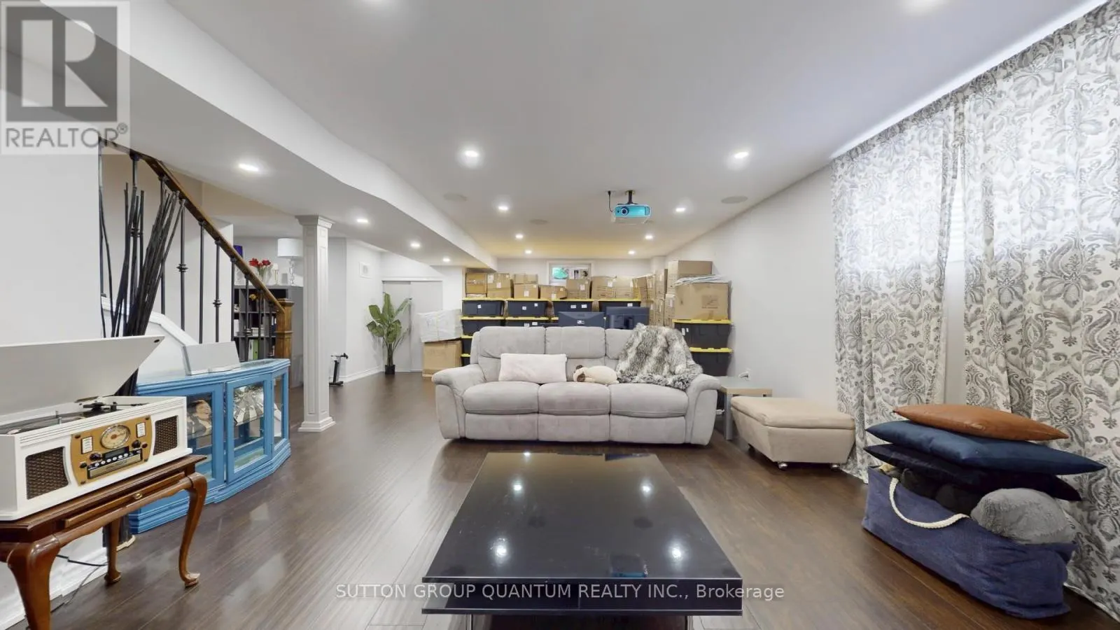 4 BRETHBY STREET