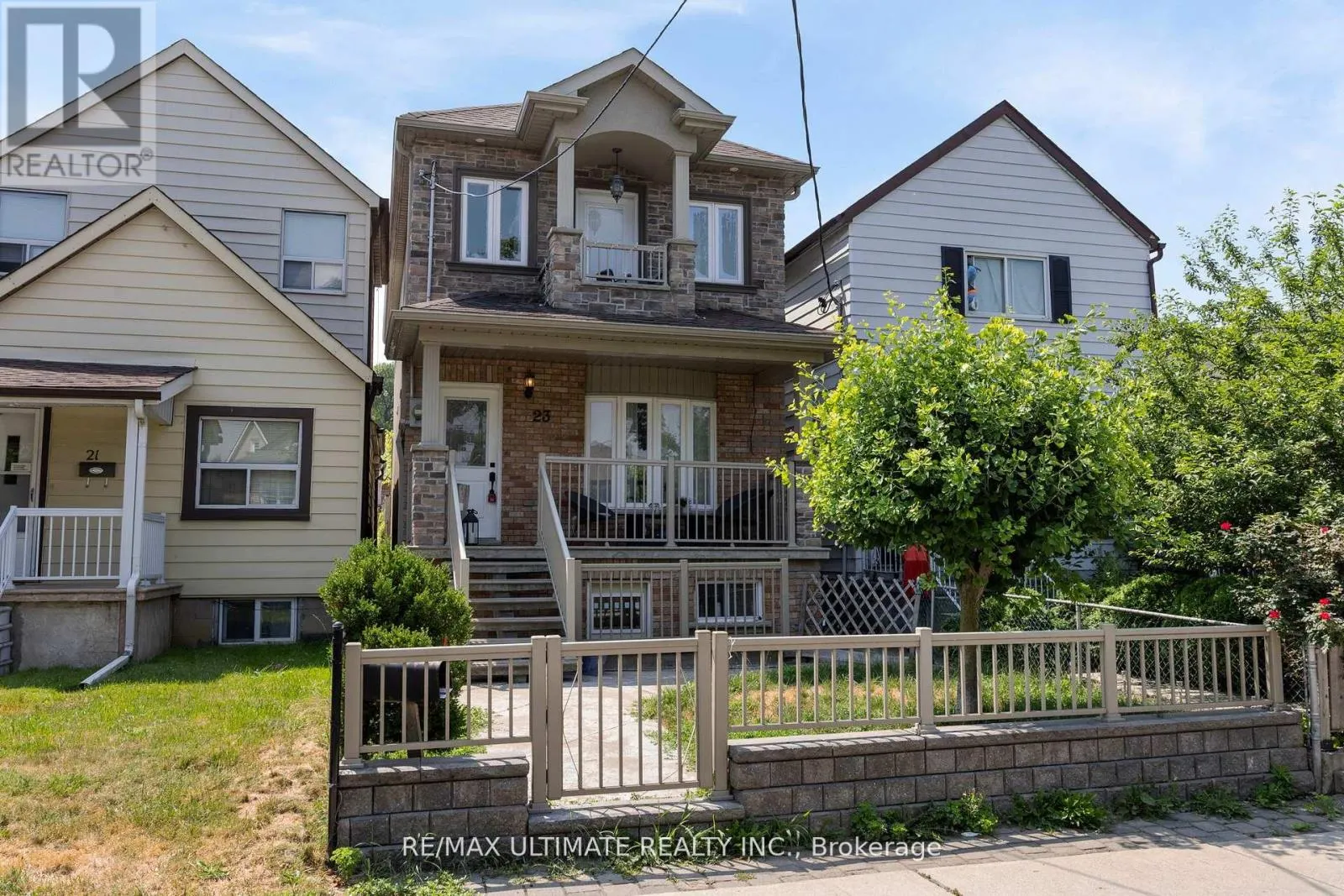 23 SENECA AVENUE