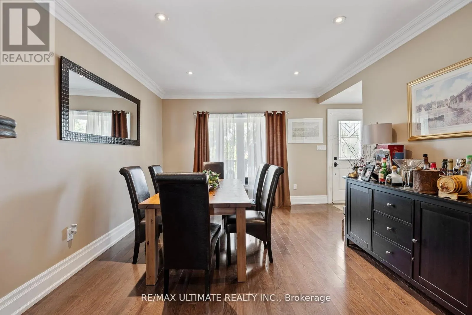 23 SENECA AVENUE