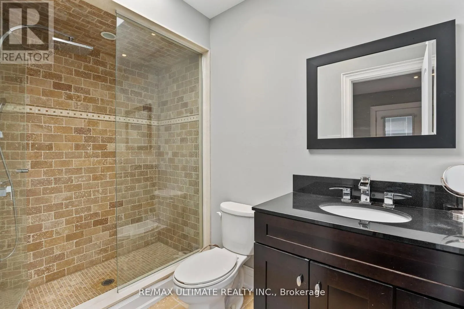 23 SENECA AVENUE