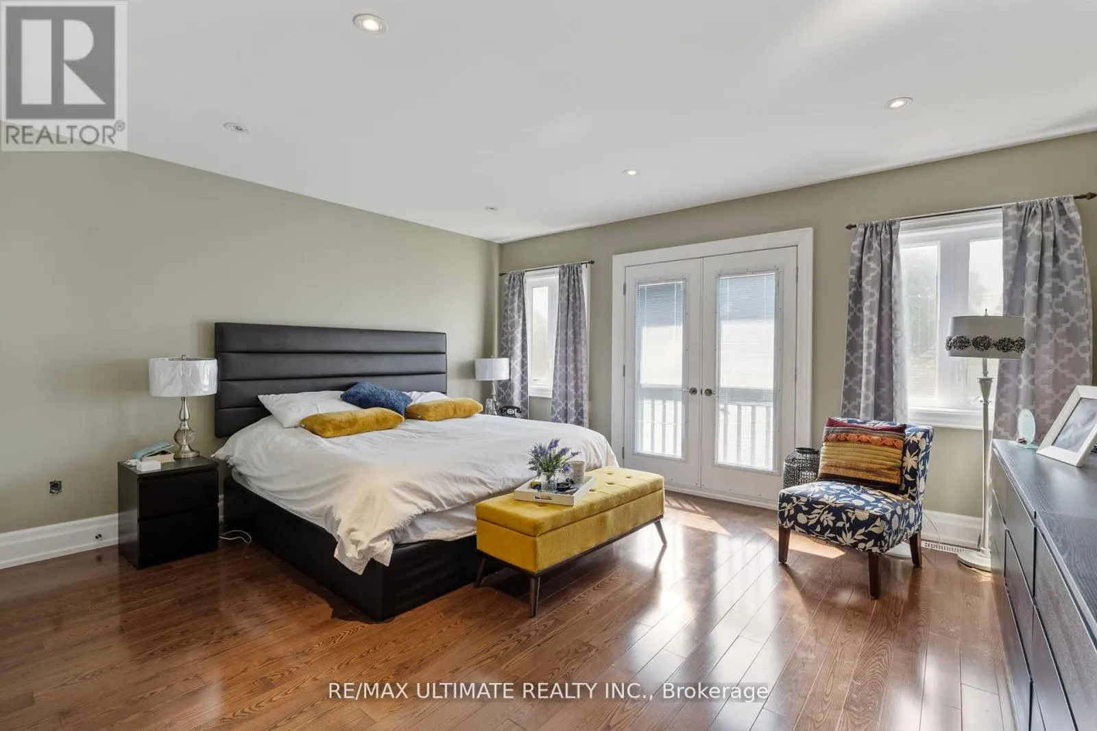 23 SENECA AVENUE