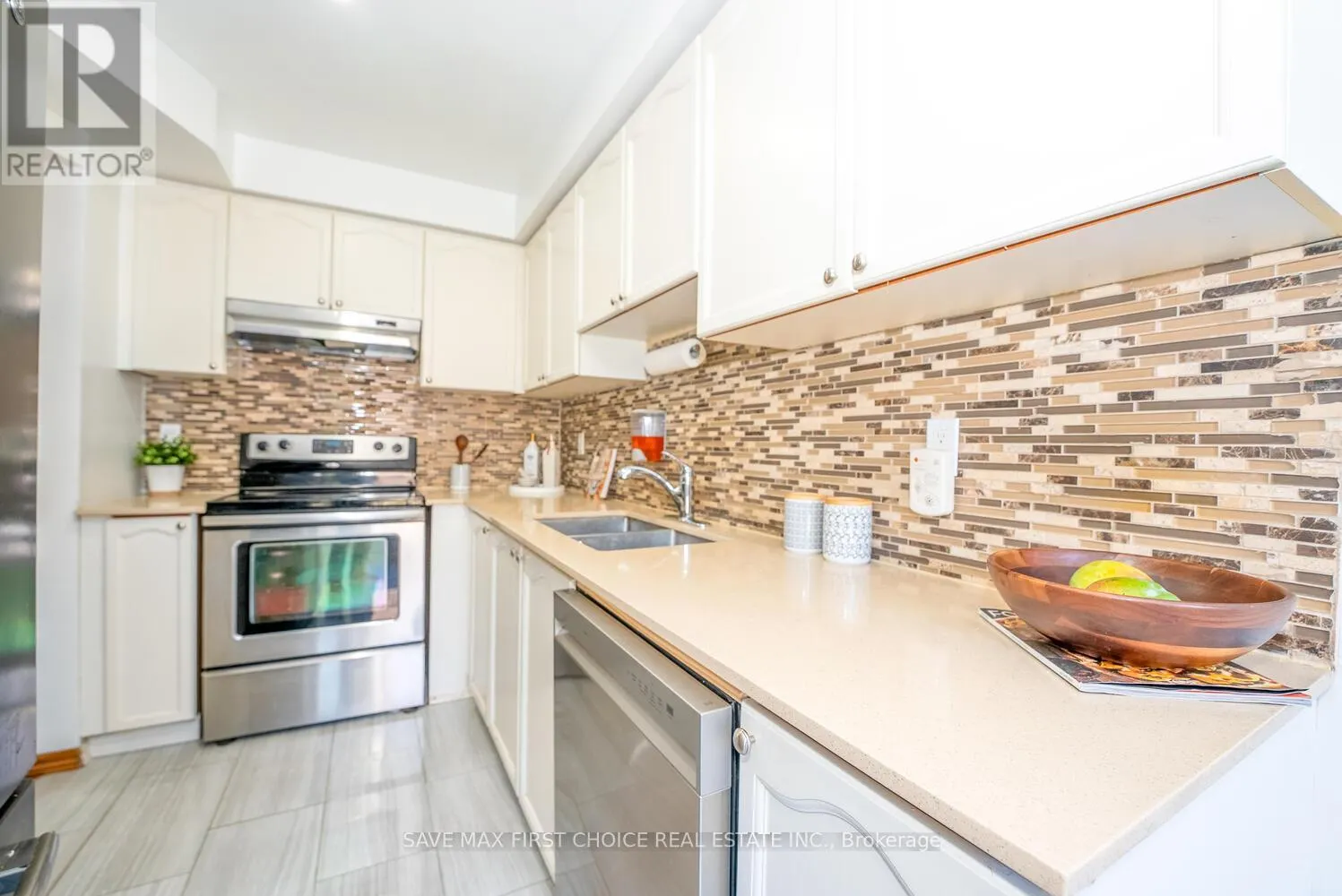 3389 SCOTCH PINE GATE