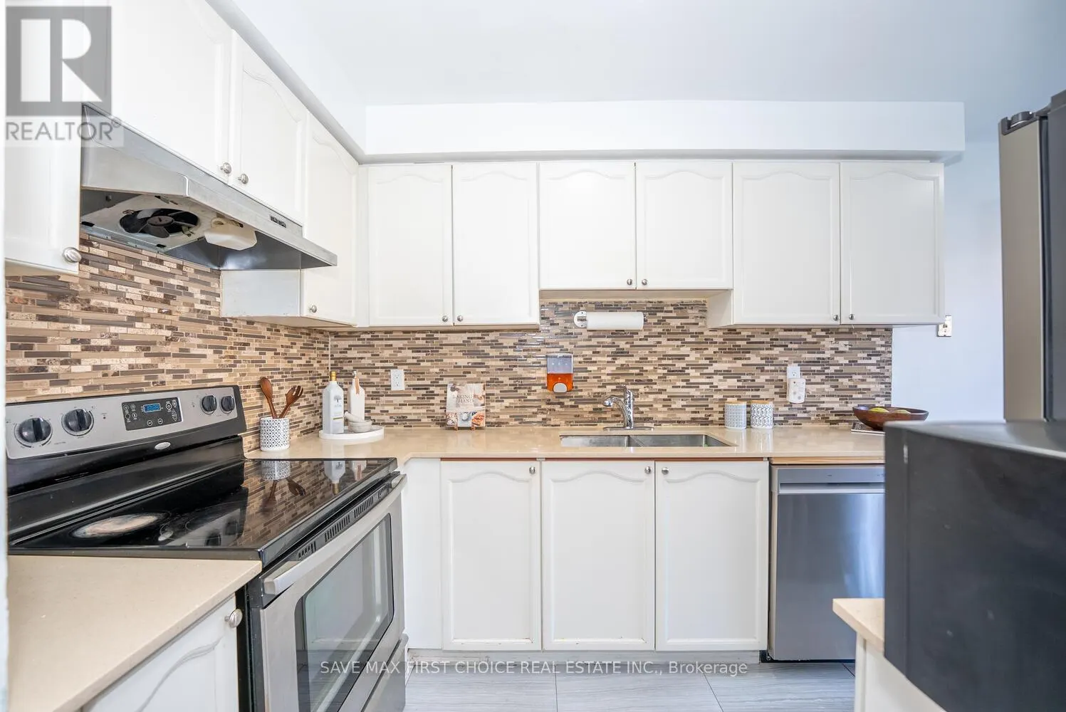 3389 SCOTCH PINE GATE