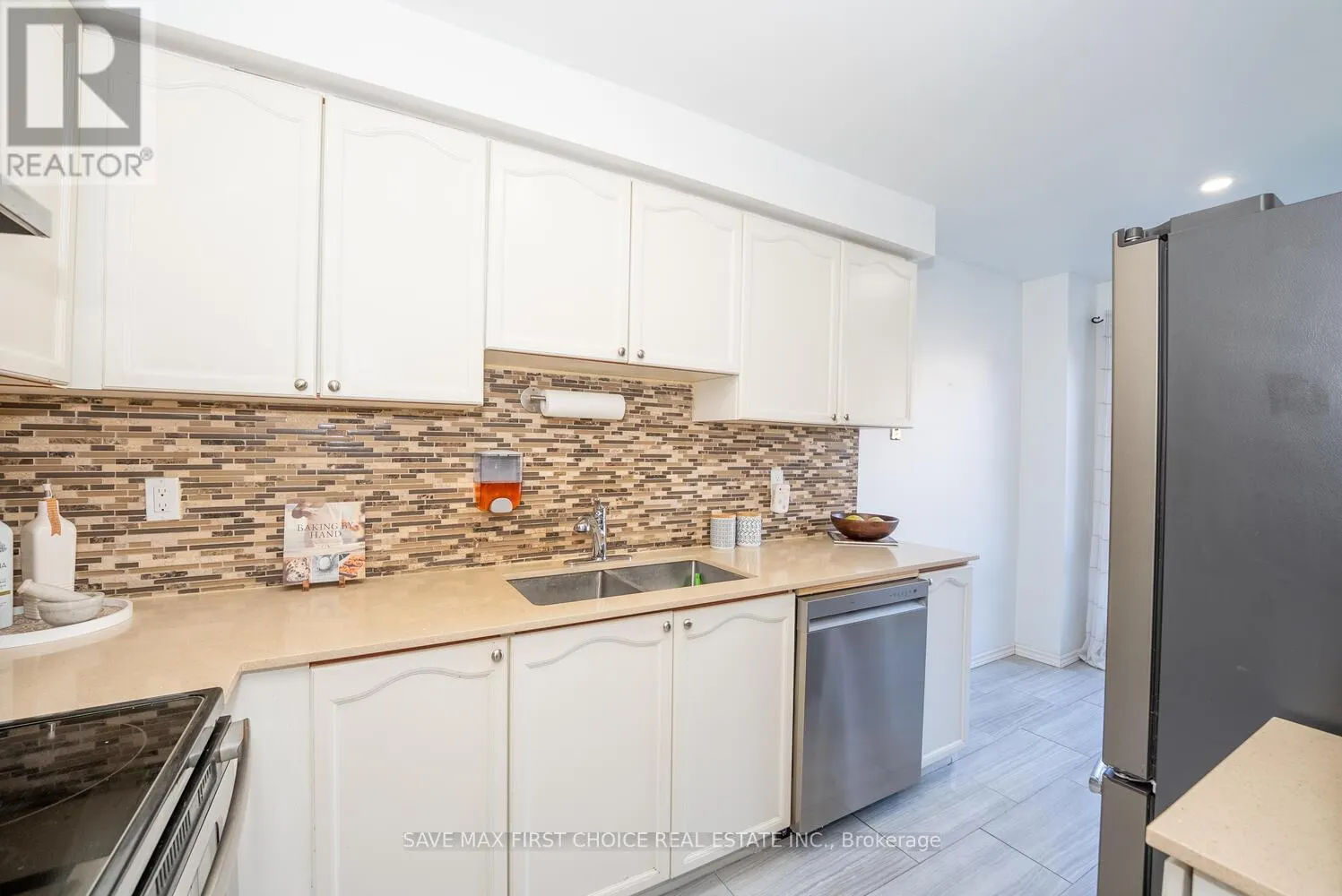 3389 SCOTCH PINE GATE