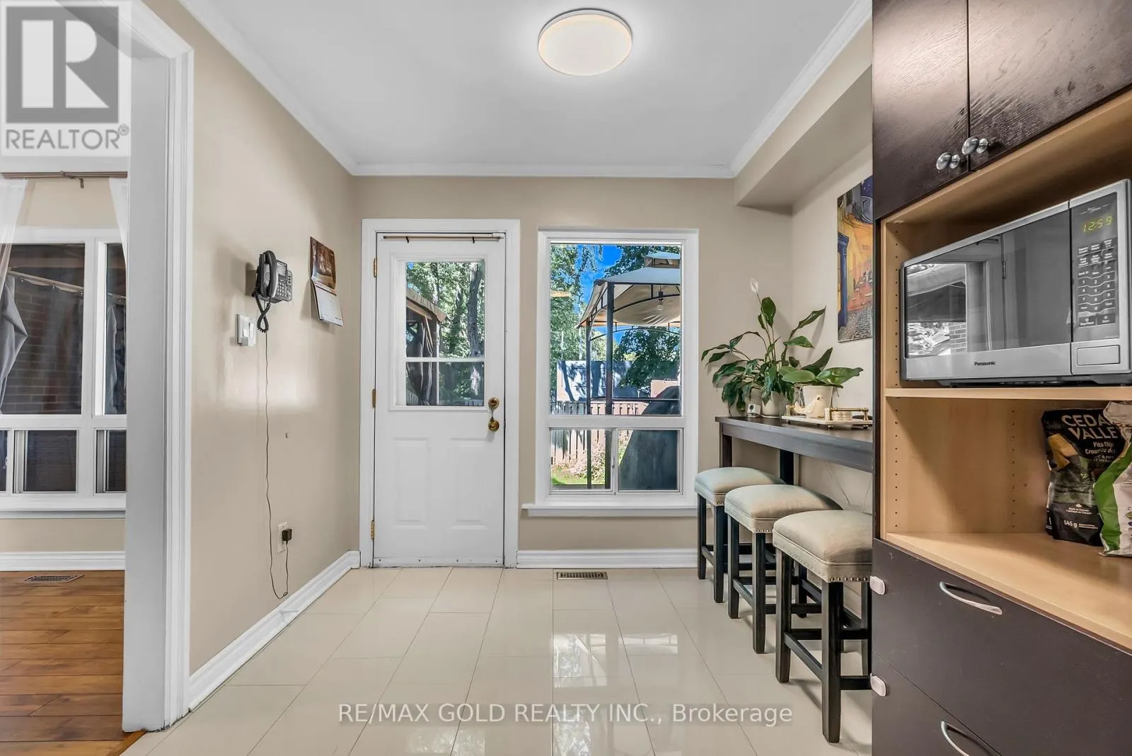 7 - 3065 LENESTER DRIVE