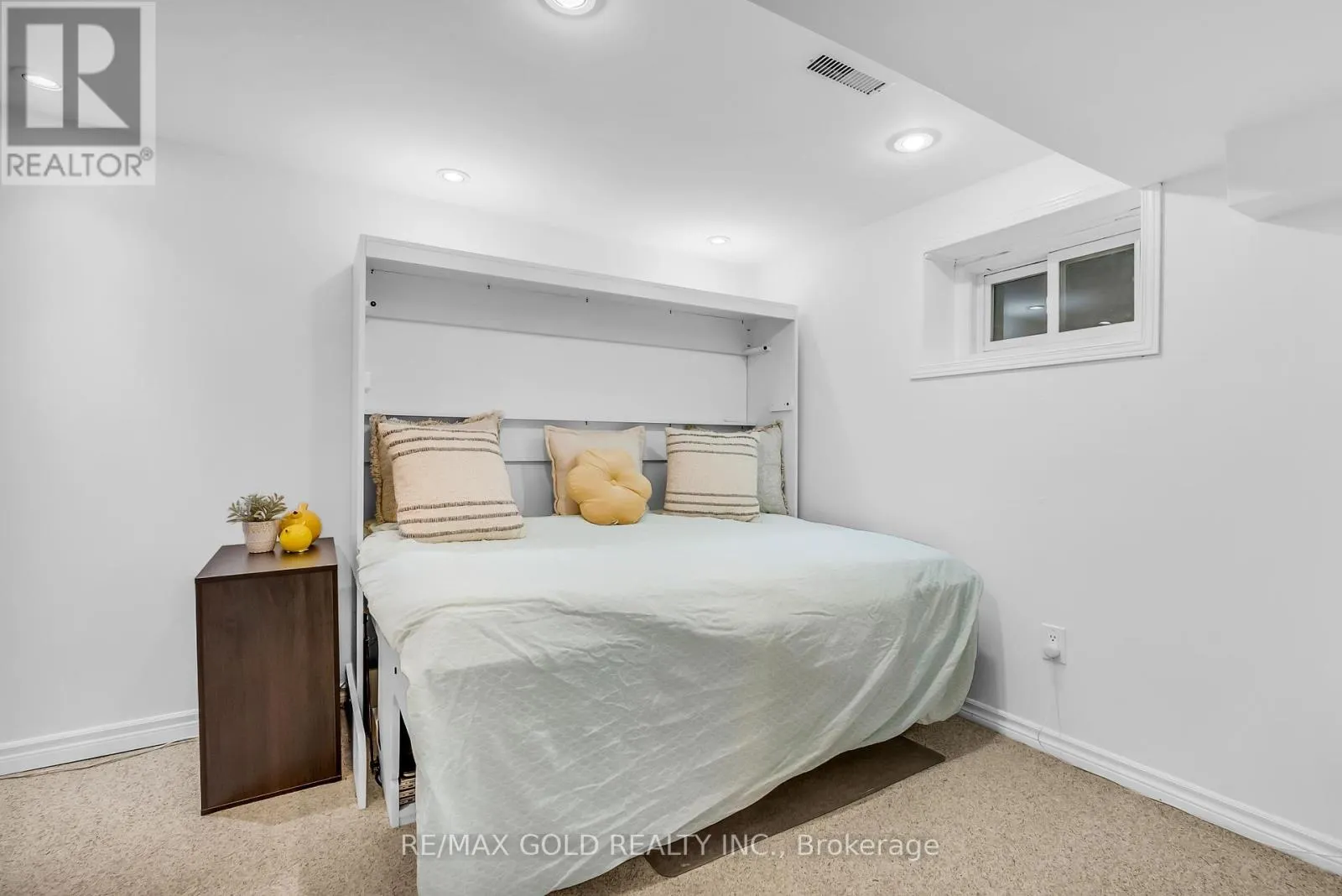 7 - 3065 LENESTER DRIVE
