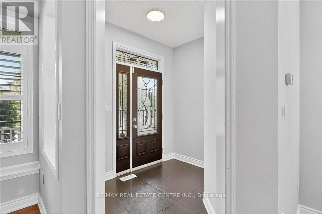 852 BESSY TRAIL
