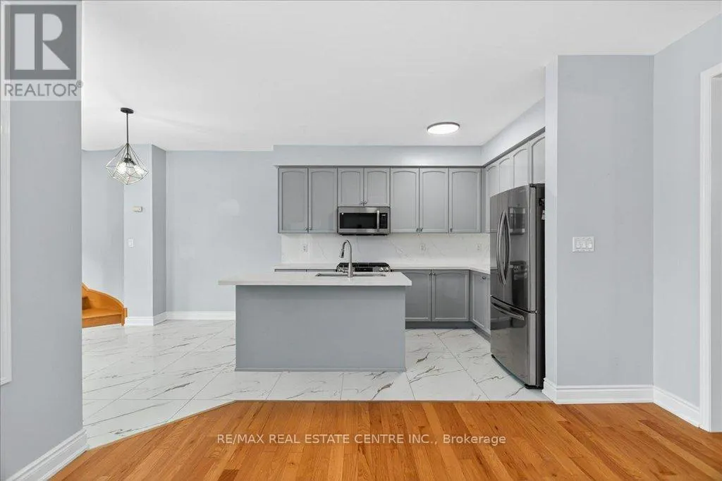 852 BESSY TRAIL