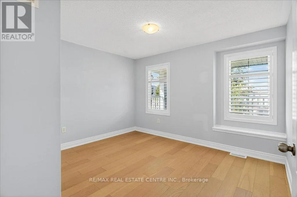 852 BESSY TRAIL