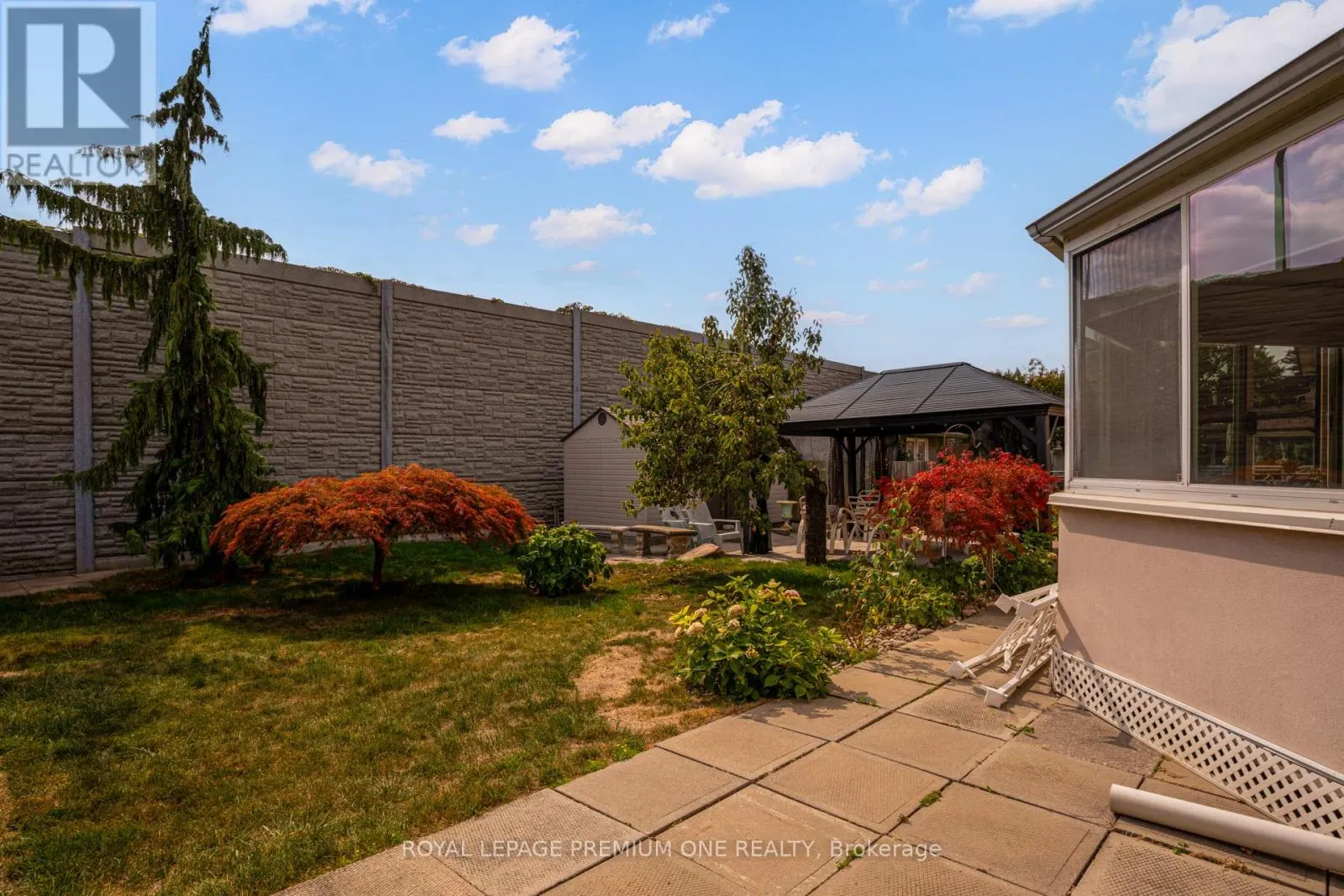 41 WHITLEY AVENUE