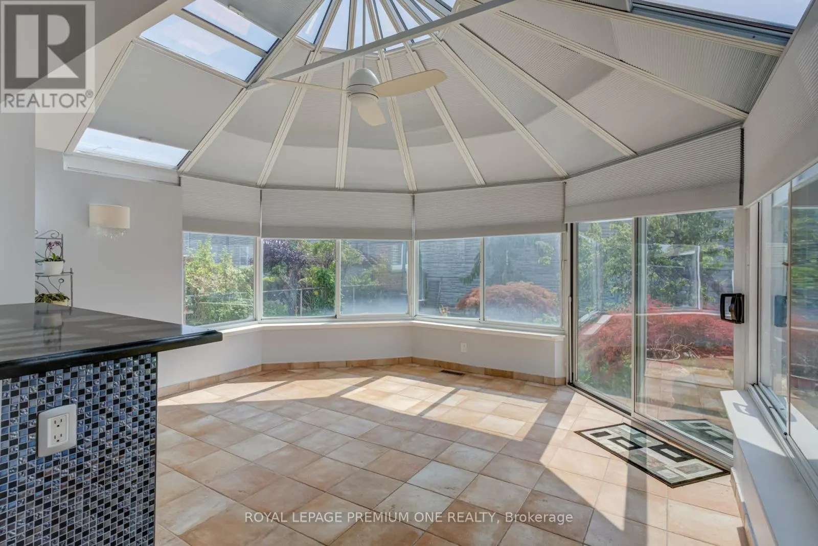 41 WHITLEY AVENUE