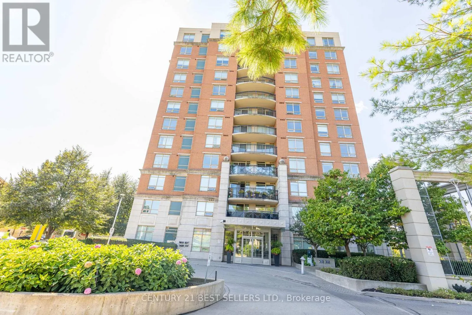 611 - 2325 CENTRAL PARK DRIVE