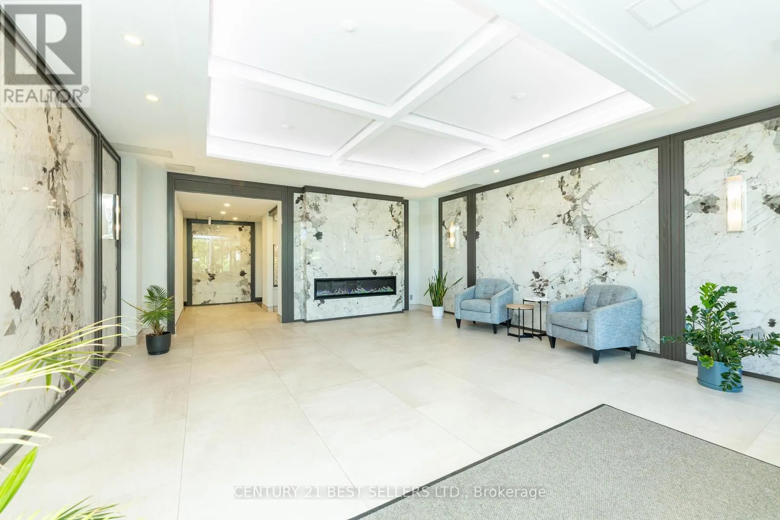 611 - 2325 CENTRAL PARK DRIVE