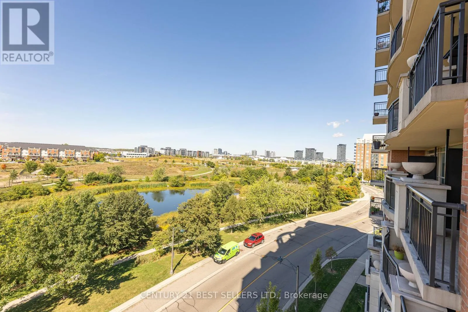 611 - 2325 CENTRAL PARK DRIVE