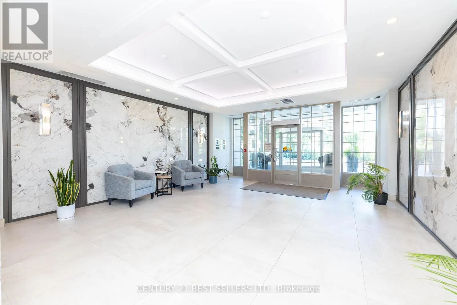 611 - 2325 CENTRAL PARK DRIVE